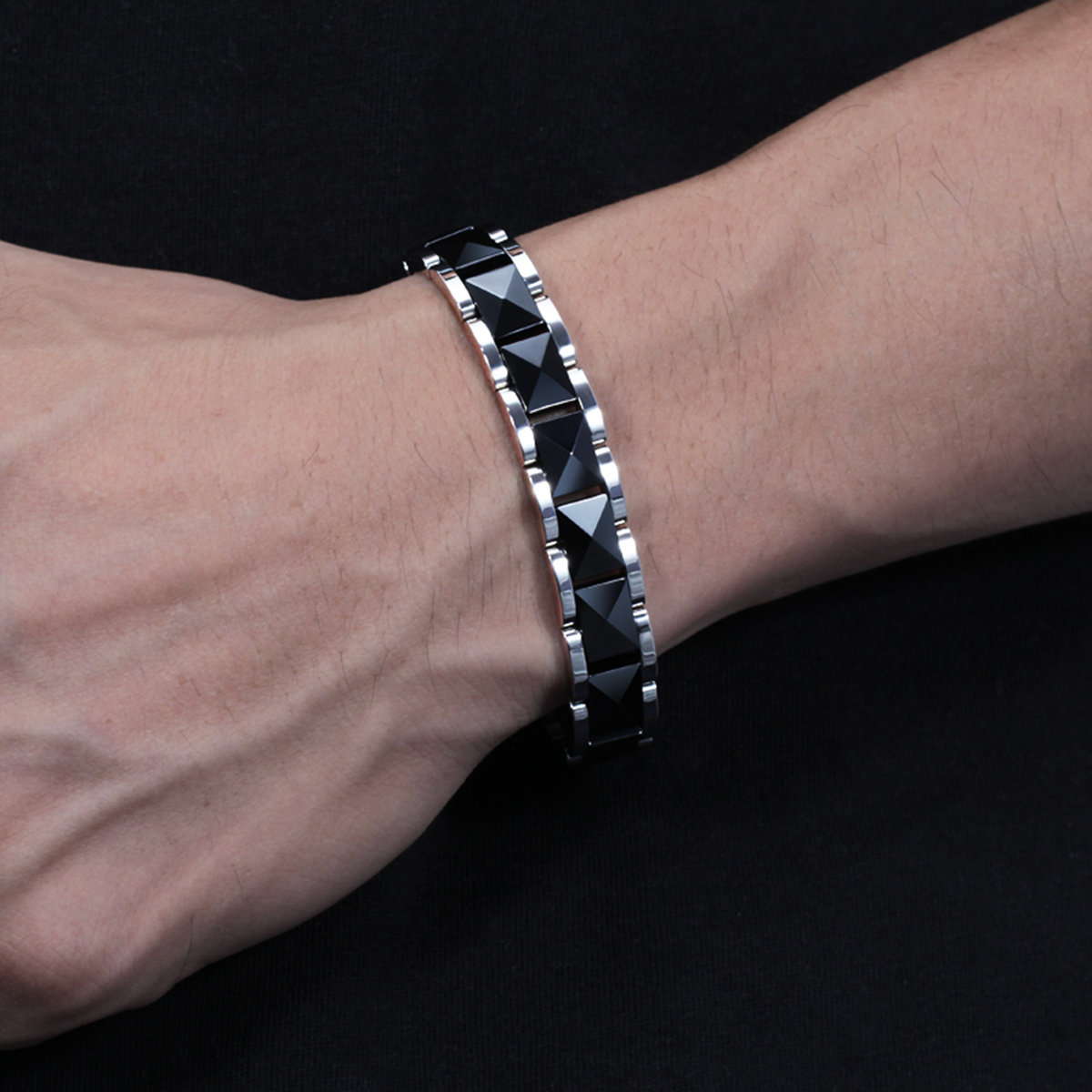 ARADOO Minimalist Pyramid Desi – обзор и цена Ceramic Link Bracelet